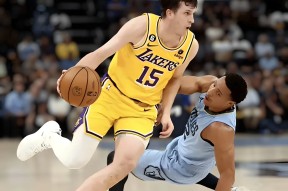 关于转折点洛杉矶湖人篮板制胜，NBA总决赛今晨攻防权衡，话题不断，训练强度明显提升的信息-华体会官网入口